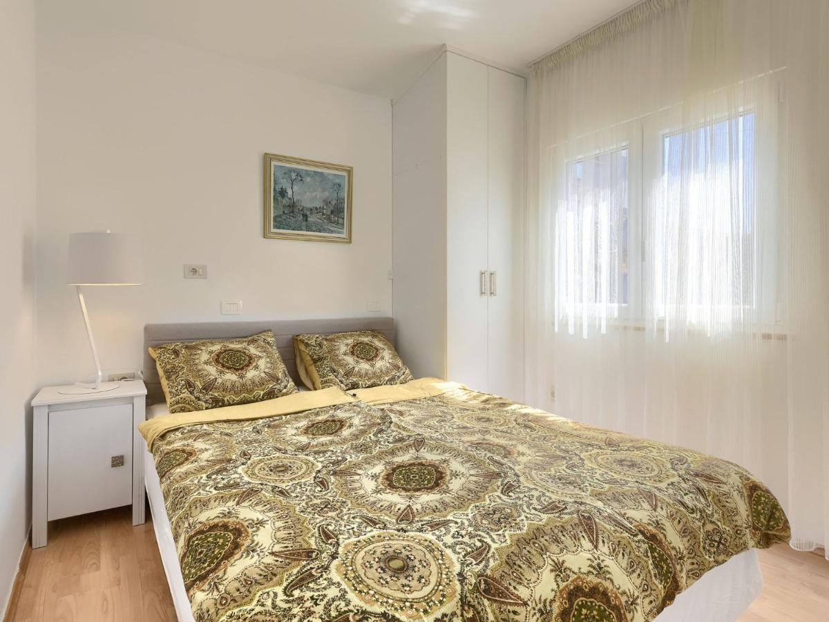 Holiday Home Punta By Interhome Умаг Экстерьер фото